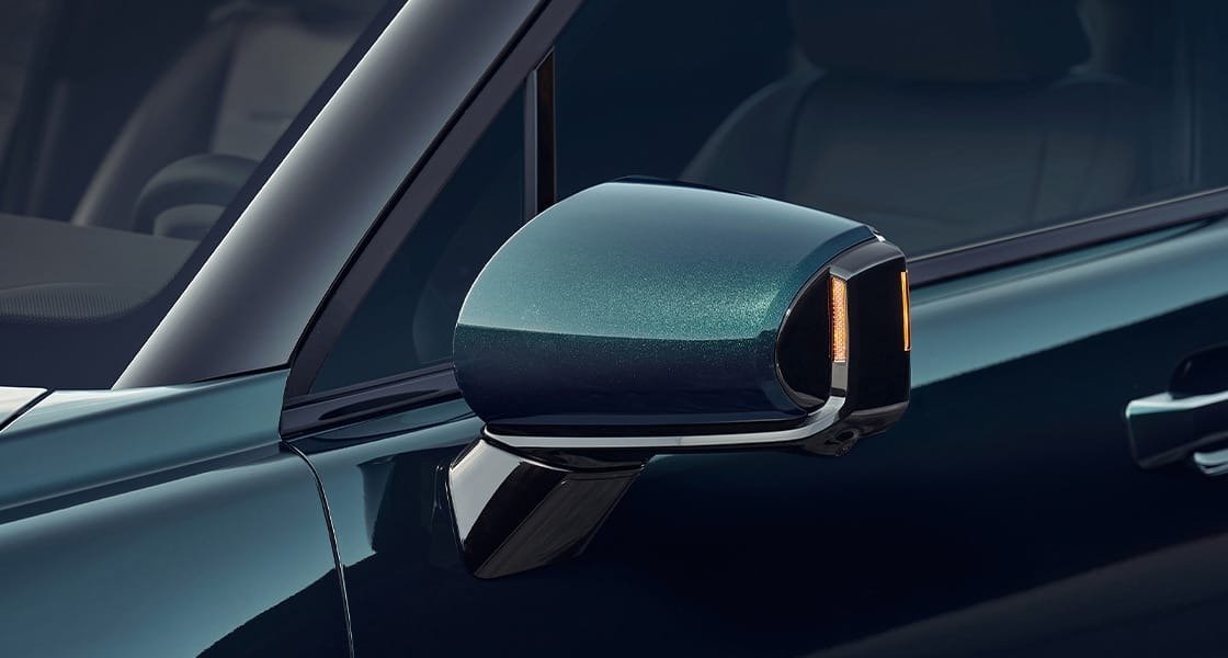 Боковые зеркала с LED-повторителями поворота